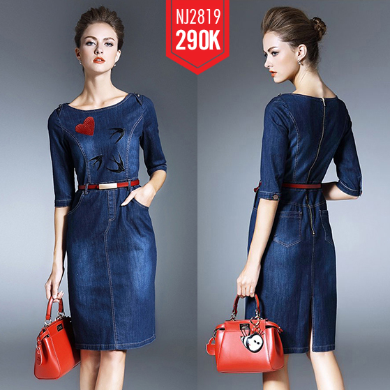 ĐẦM JEAN CỔ TRÒN TAY LỠ THÊU ÉN